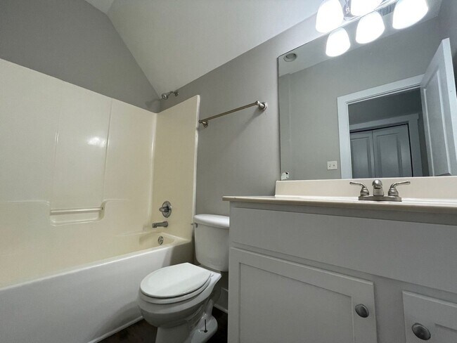 Building Photo - PRE-LEASING FOR AUGUST 2026!