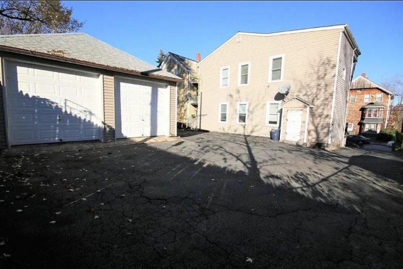 Building Photo - 102 1st Ave