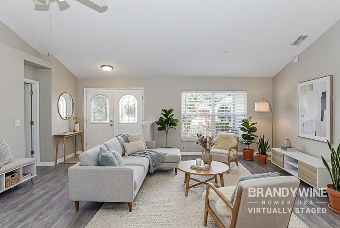 Building Photo - 10938 Crescent Ridge Loop