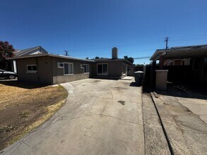 Building Photo - APPLY FOR THIS BEAUTIFUL HOME TODAY!