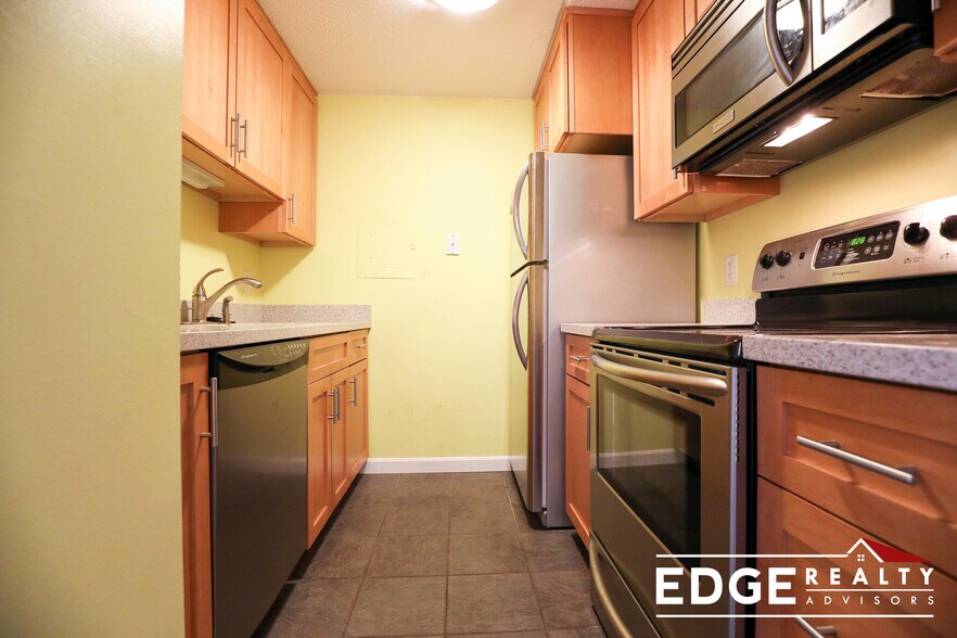 Building Photo - 12 Ellery St