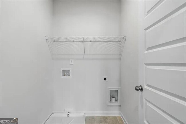 Building Photo - 77 Professional Pl