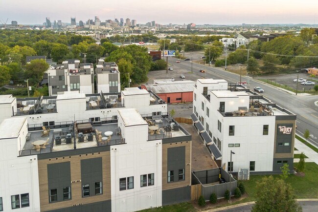 Building Photo - 113 Lucile St