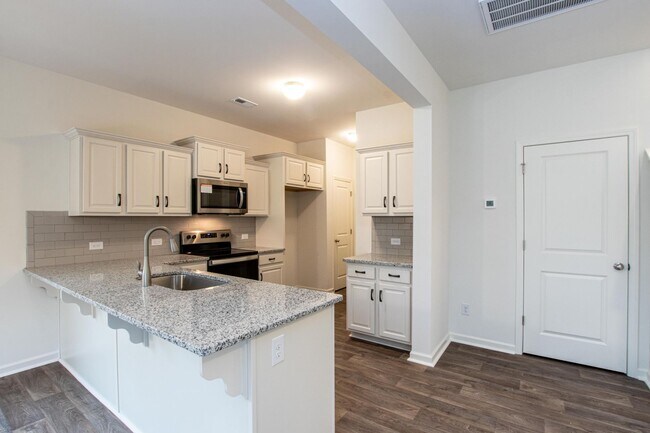 Building Photo - 14082 Clayborn St