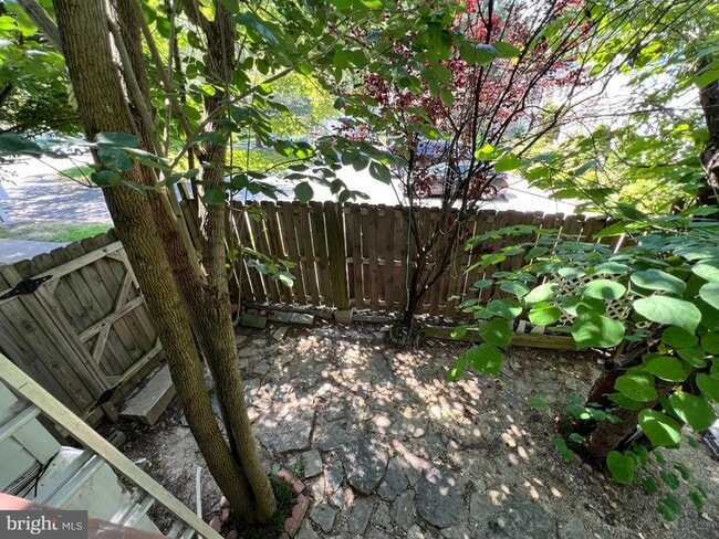 Building Photo - 8156 Dark Den Cir