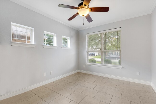 Building Photo - 1227 Martinez Ct