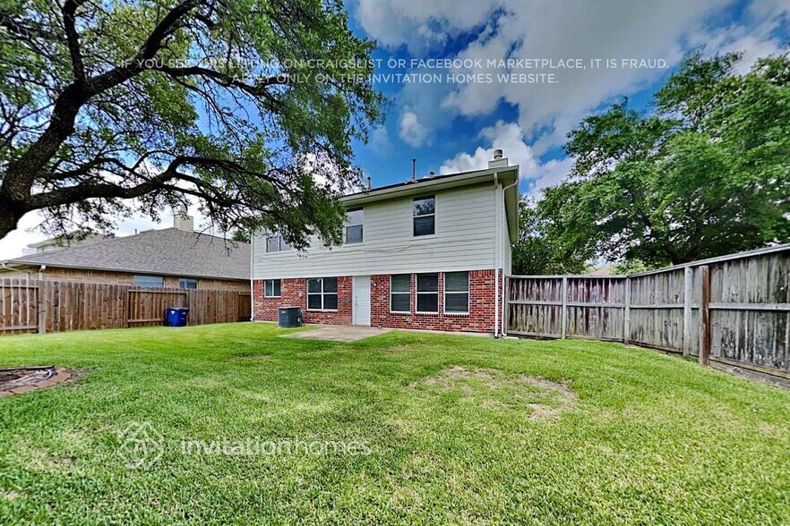 Building Photo - 410 Sun River Ln