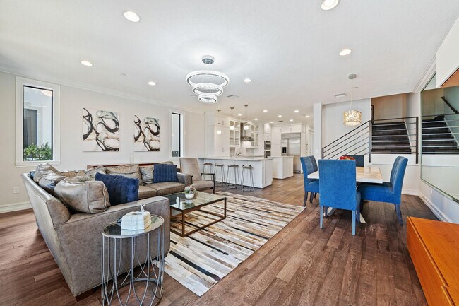 Building Photo - 95 Isle of Venice Dr