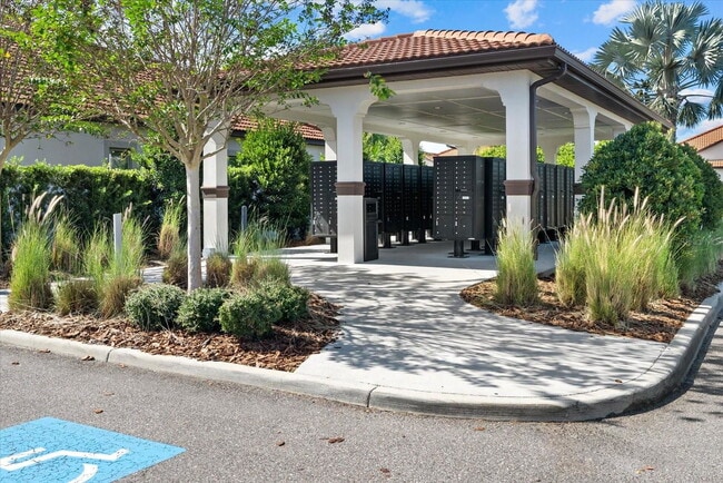 Building Photo - 5524 Little Path Dr