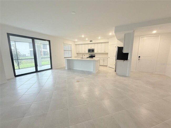 Building Photo - 5624 Summit Point Cir