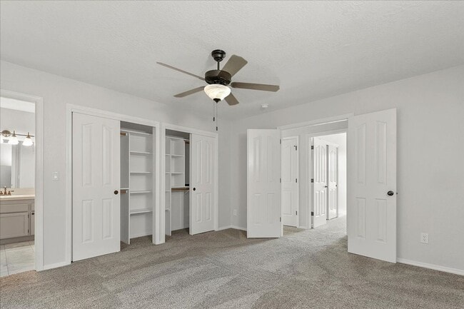 Building Photo - Newly Remodeled 3Bed/3Bath Home In Cut-De-...