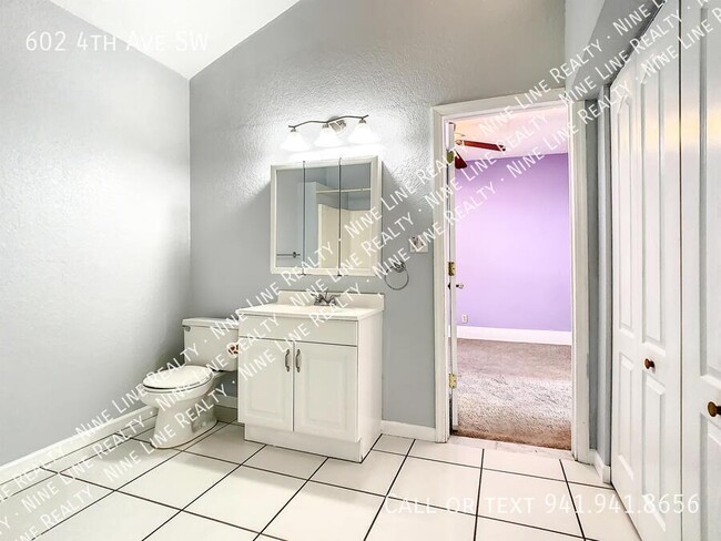 Building Photo - 602 4th Ave SW