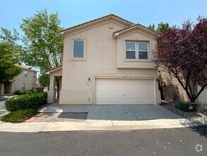 Building Photo - 3 Bedroom Home Available In Gated Communit...
