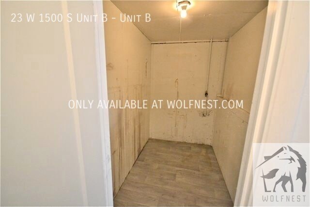 Building Photo - No Security Deposit Option! Incredible 3 B...