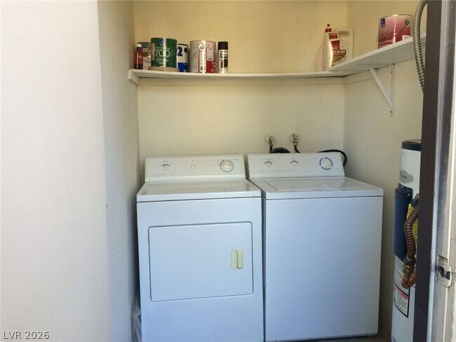 Building Photo - 2979 Juniper Hills Blvd