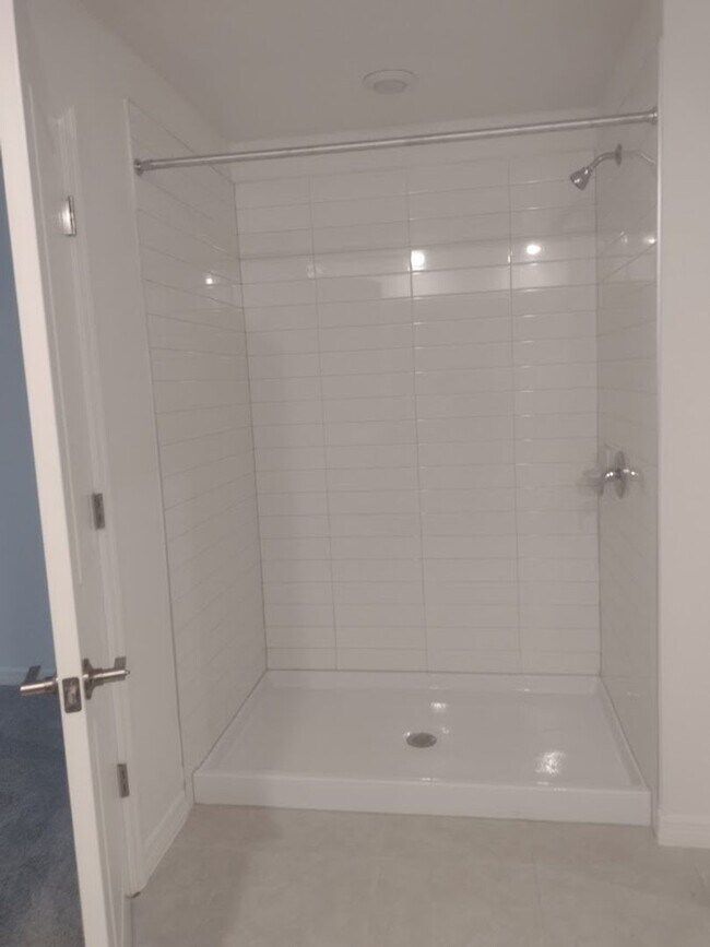 Building Photo - Bartow Rental Home!