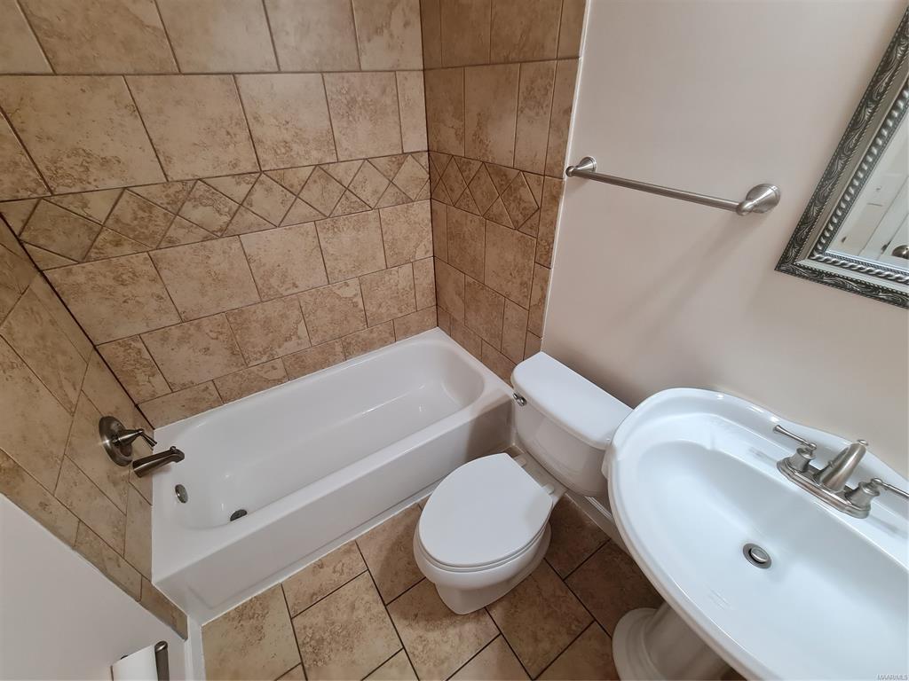 Building Photo - 6474 Halcyon Dr
