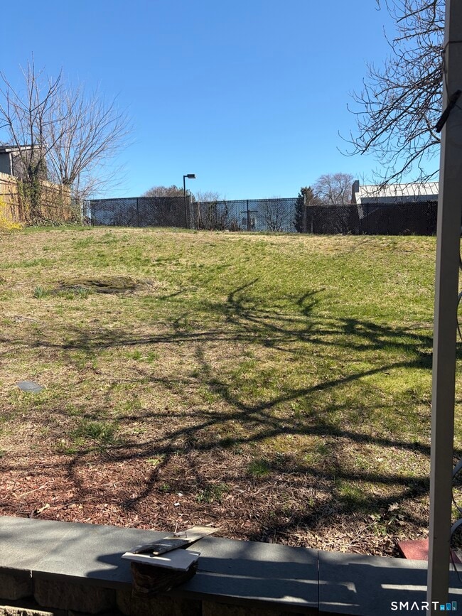 Building Photo - 123 Longview Ave