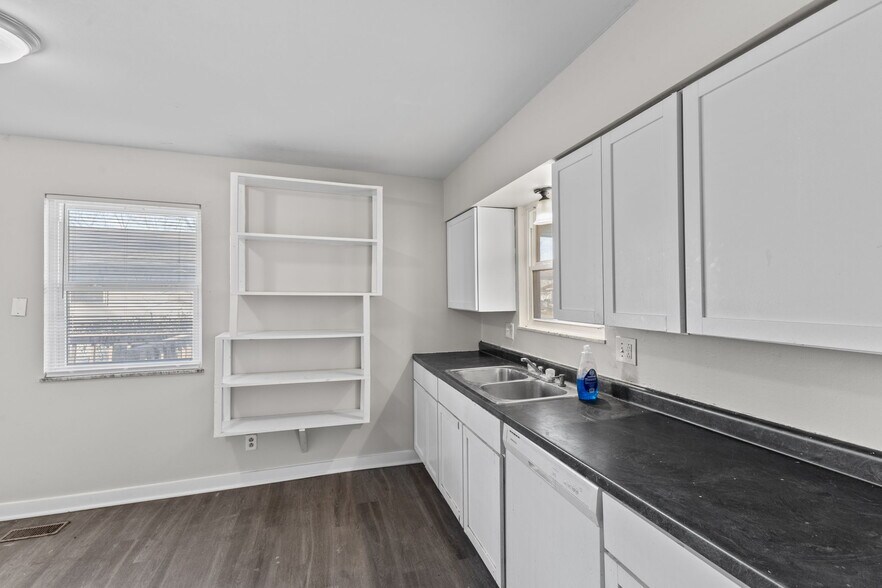 Building Photo - 345 Gimber Ct