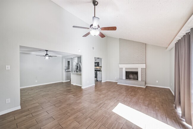 Building Photo - 22203 Fincastle Dr