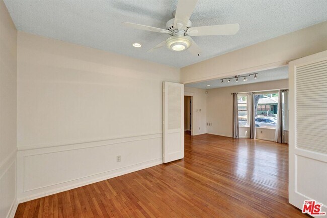 Building Photo - 2511 Castle Heights Ave