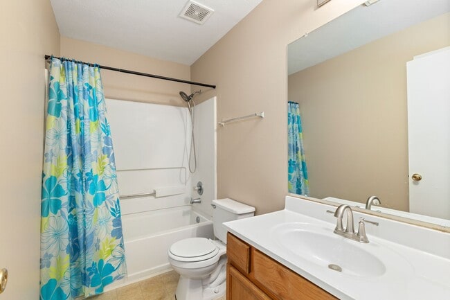 Building Photo - 16126 Taloncrest Dr
