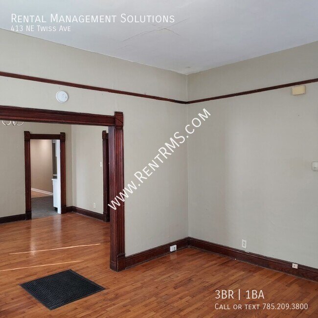 Building Photo - 413 NE Twiss Ave