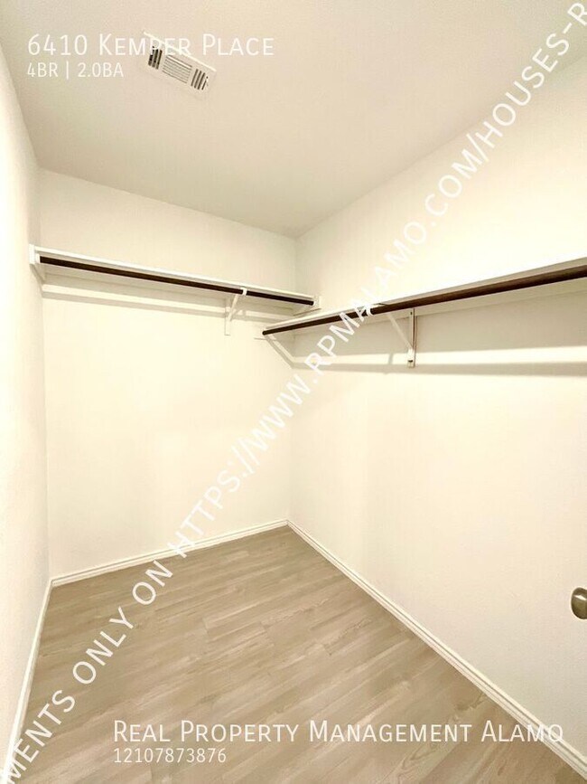 Building Photo - 6410 Kemper Pl