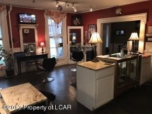 retail space - 303 Wyoming Ave