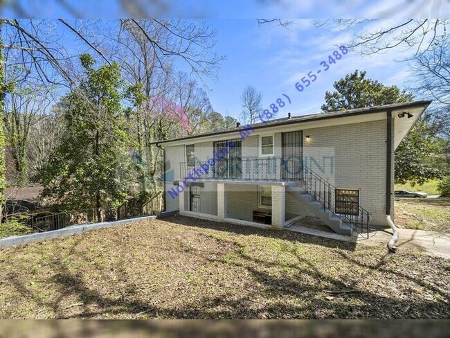 Building Photo - BR/2.5BA SFR with finished basement and back deck in NW Atlanta