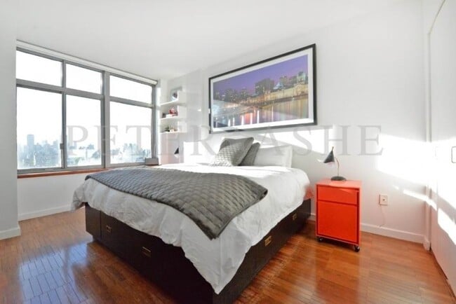 Building Photo - 1 bedroom in New York NY 10065