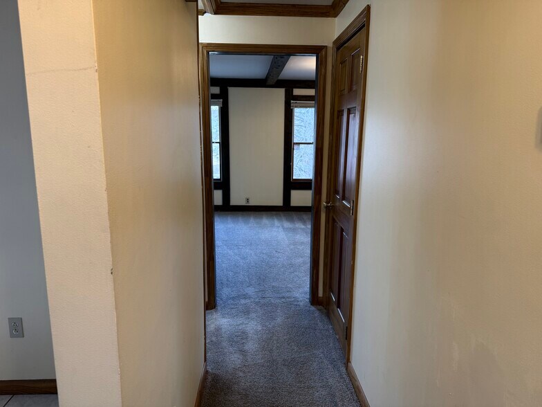 Building Photo - 29 Sussex St