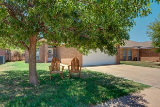 Building Photo - 505 N Iola Ave