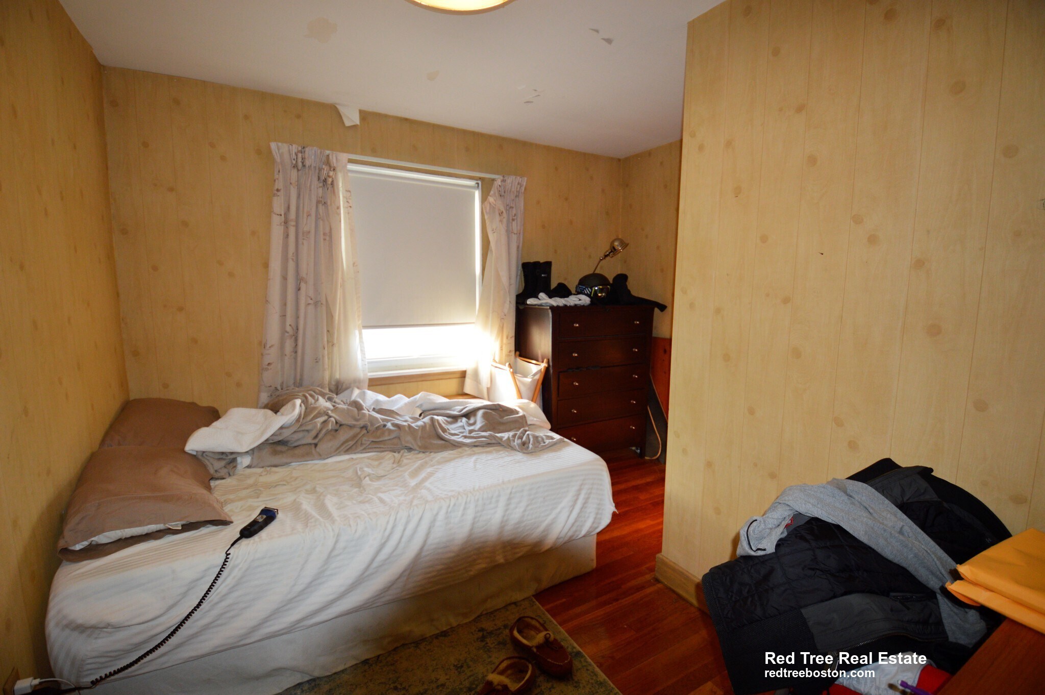 Building Photo - 16-18-18 Caltha Rd