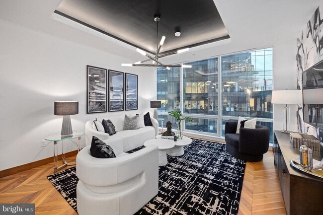 Building Photo - 300 International Drive