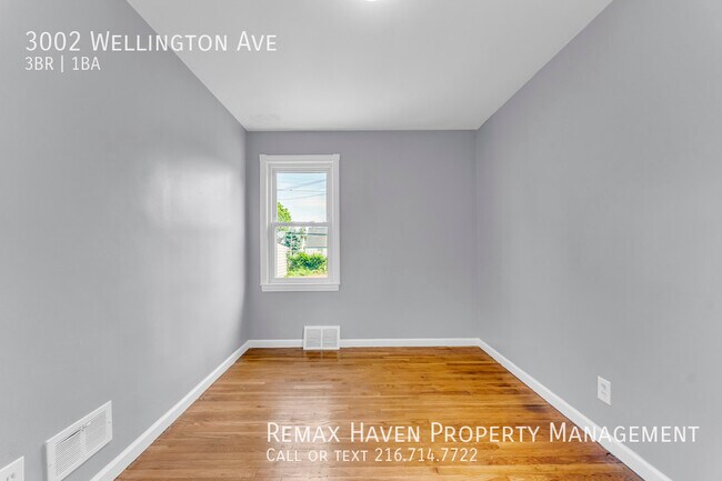 Building Photo - 3002 Wellington Ave