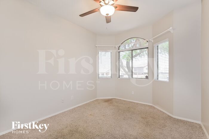 Building Photo - 3331 N Diamond Butte Way