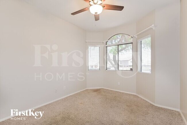 Building Photo - 3331 N Diamond Butte Way