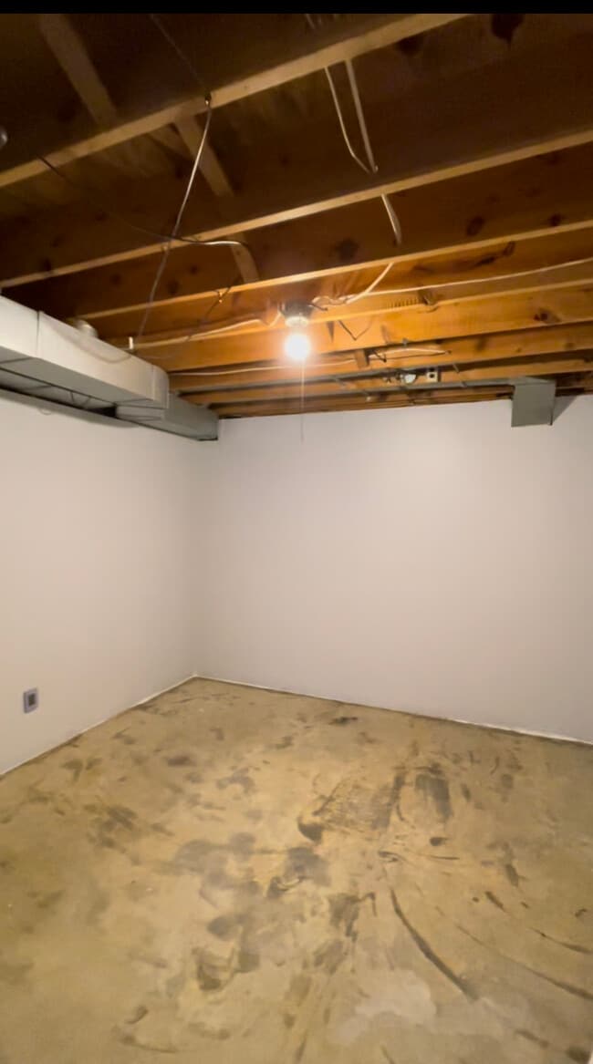 Building Photo - 2923 Trudy Ln