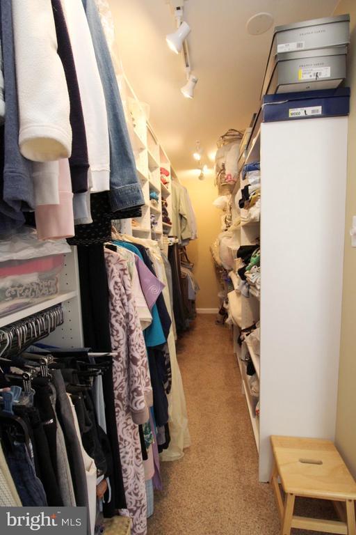 Building Photo - 7534 Cross Gate Ln