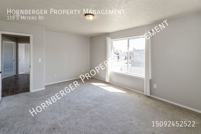Building Photo - 119 S Meyers Rd