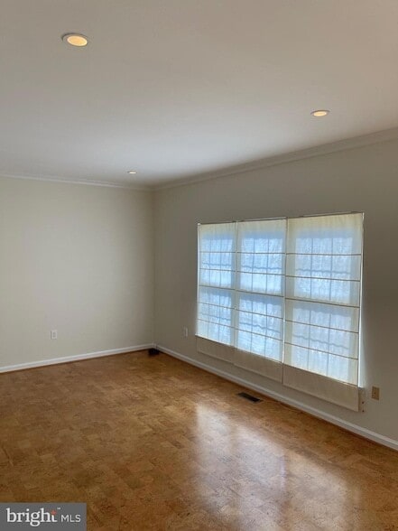 Building Photo - 11222 Bel Aire Ct