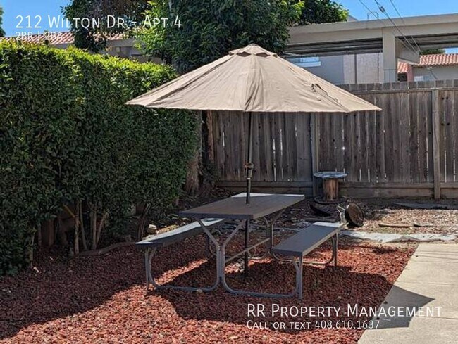 Building Photo - 212 Wilton Dr