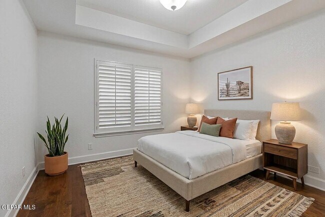 Building Photo - 6528 Calle Placido Dr