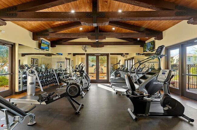 Building Photo - 262 Paseo Gregario