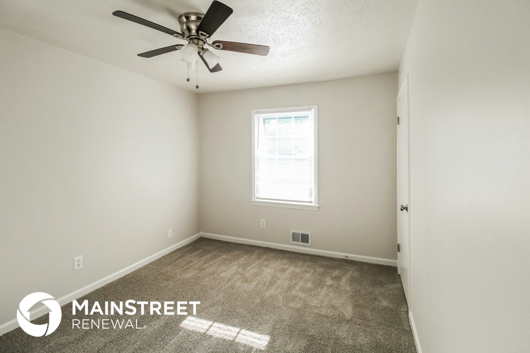 Building Photo - 1740 Amberbrook Ct SW