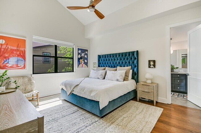 Building Photo - 2011 Arpdale St