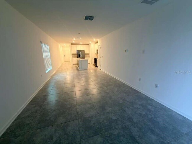 Building Photo - 207 Aqua Ave