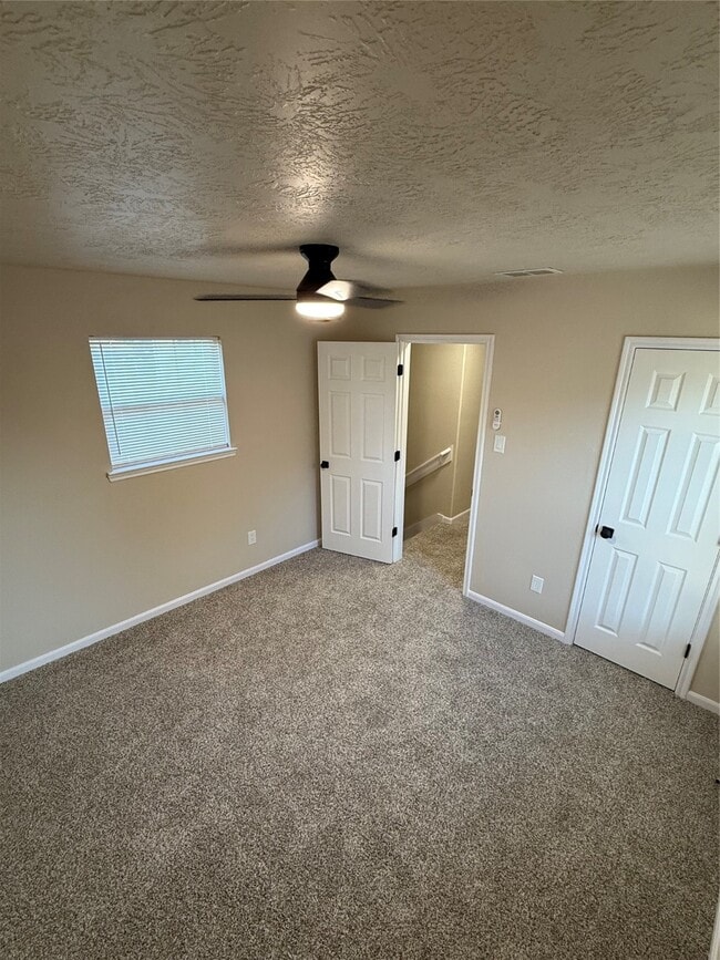 Building Photo - 14159 Running Bear Dr