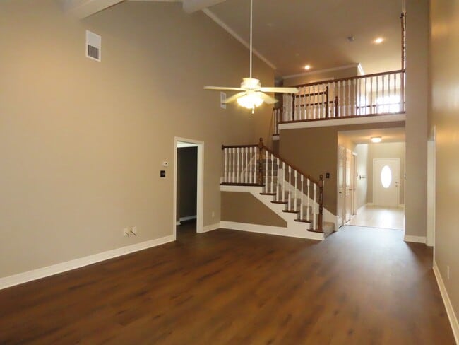 Building Photo - Stunning South Tyler 4-Bedroom, 2-Story Home W/ Downstairs Primary Room: Features Fresh Paint and...